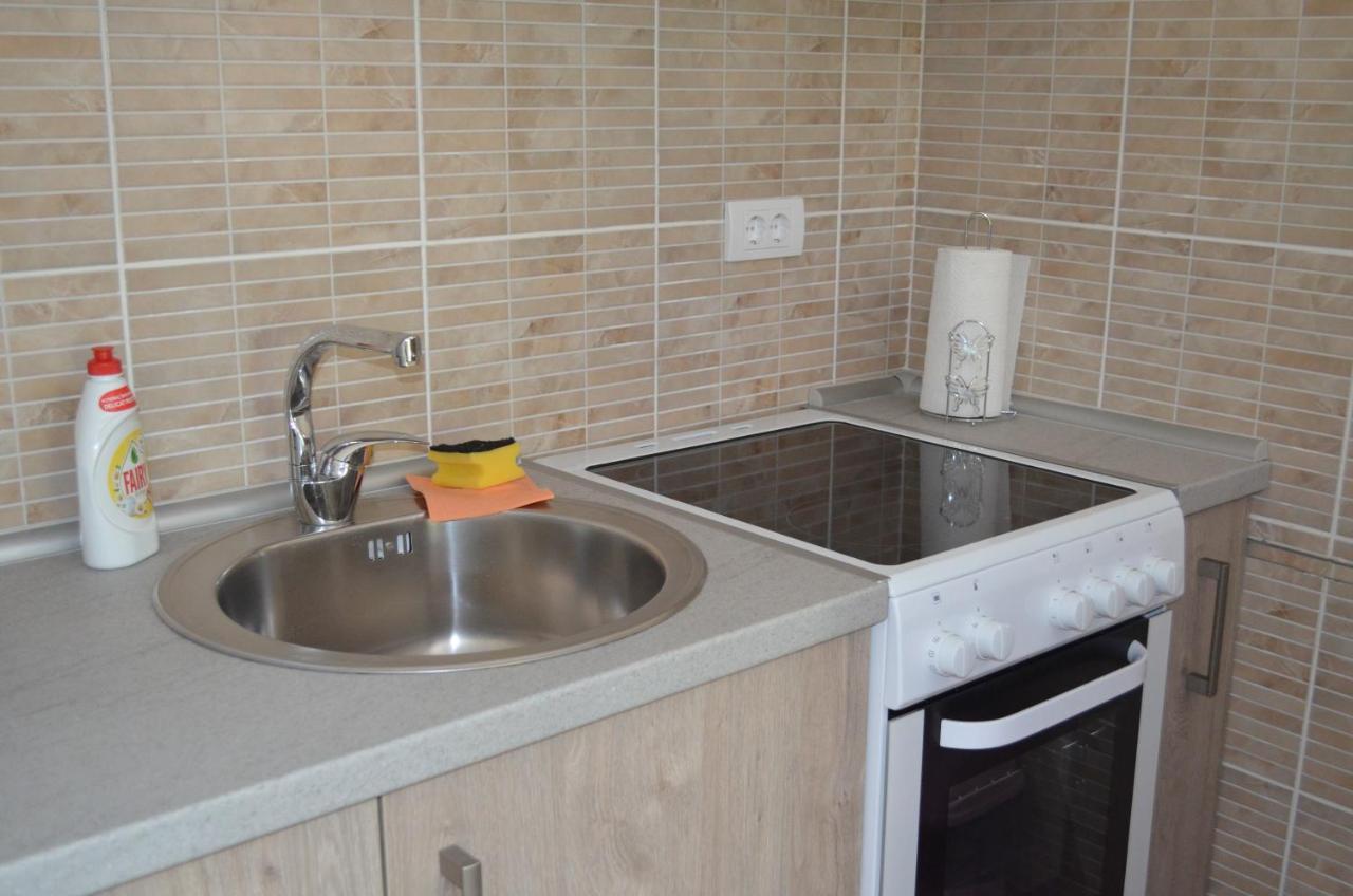 Apartmani Ana Vrdnik Exterior foto