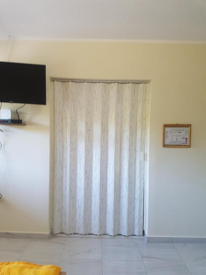 Apartmani Ana Vrdnik Exterior foto
